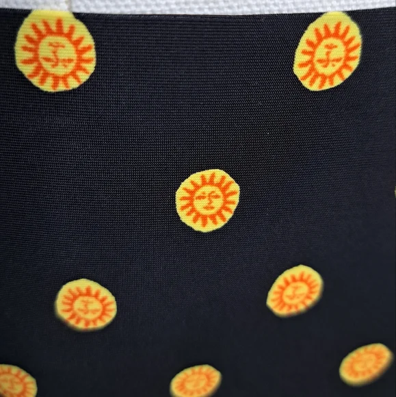 NWOT • UO Out from Under • Black Sun Stretch Seamless Pattern Thong Medium - Picture 3 of 10